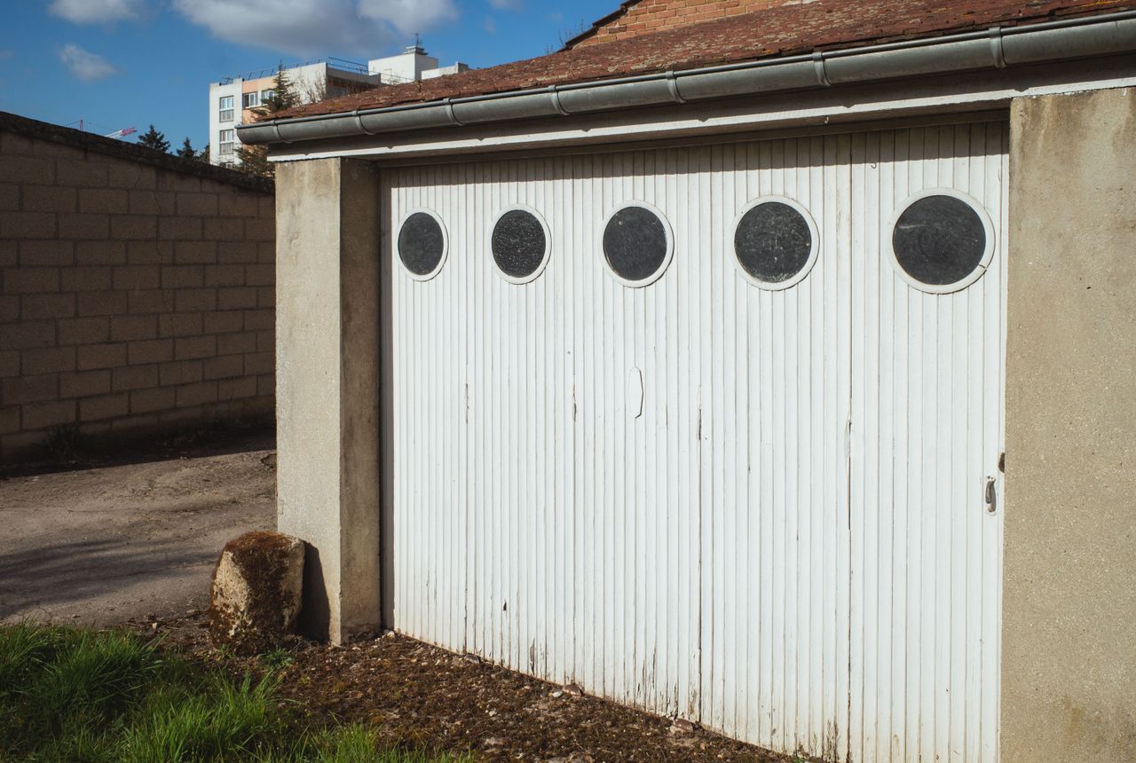 Garage door service in Edison, NJ